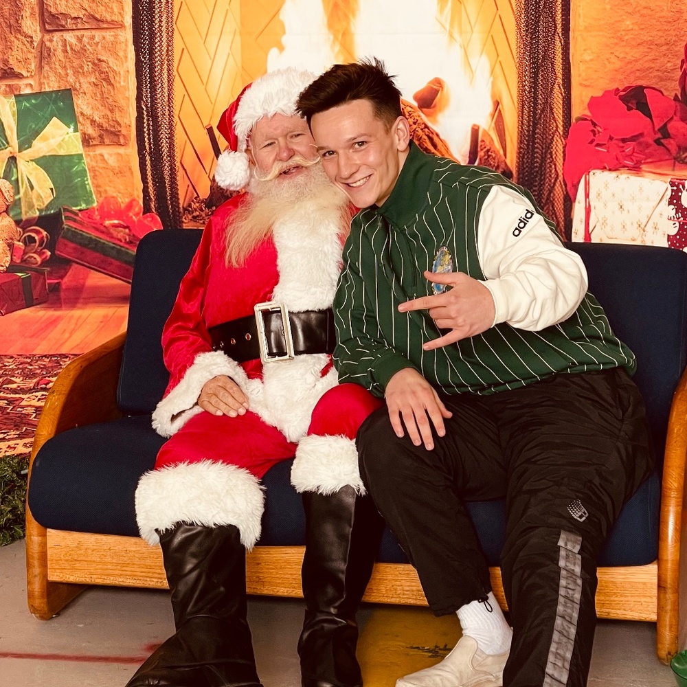 Meet your Posher, Samuel